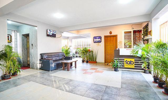 Hotel Sunroof Suites Bangalore Exterior photo
