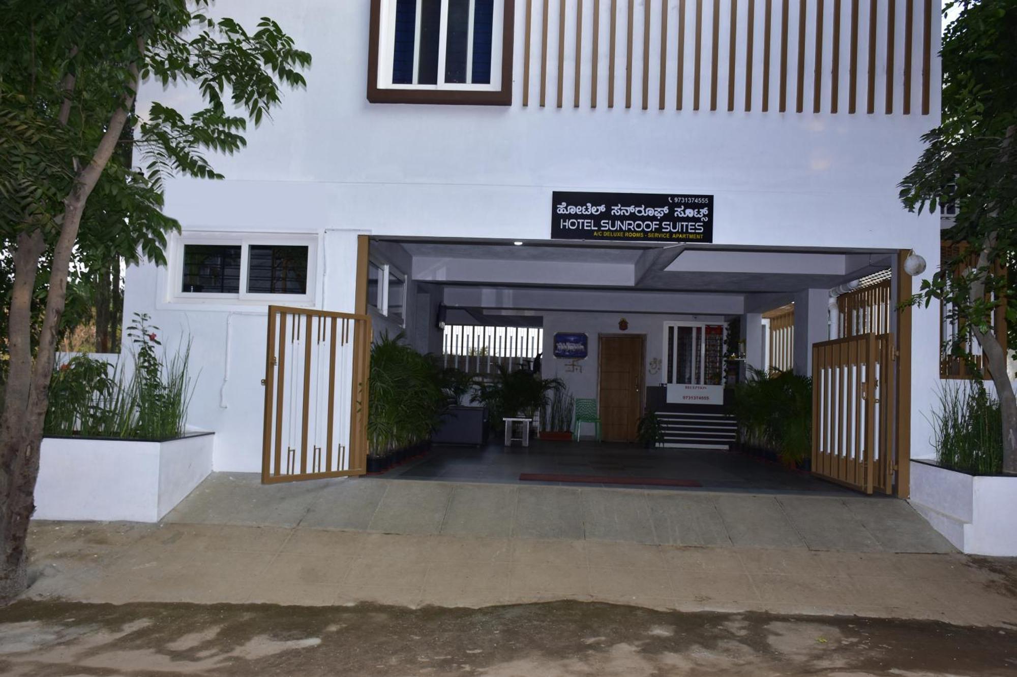 Hotel Sunroof Suites Bangalore Exterior photo